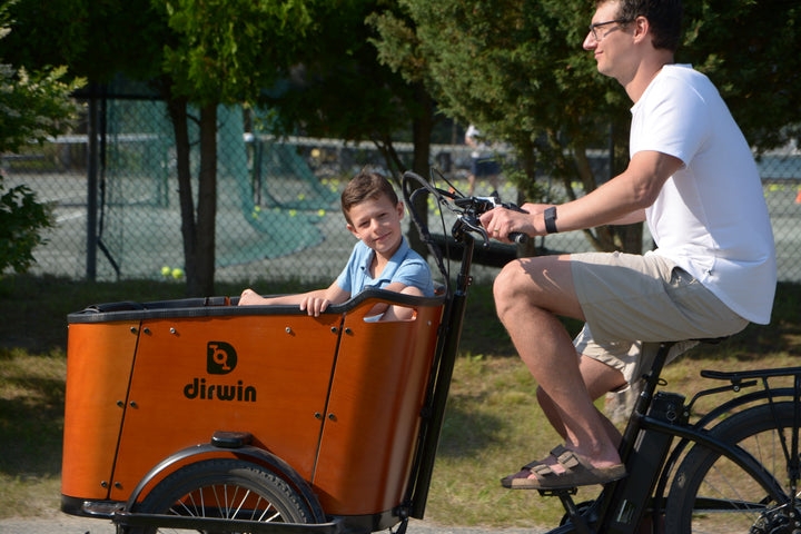 What customer service options are available at Dirwin Bike?